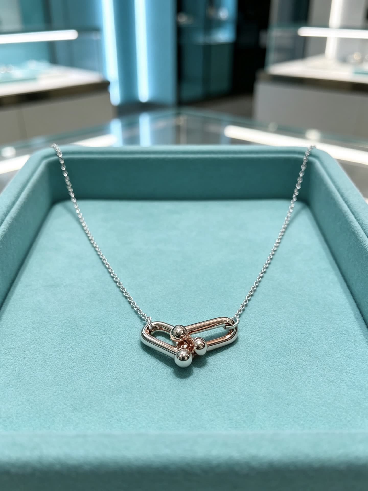 Tiffany & Co. Elsa Peretti® Sterling Silver Heart Link Necklace
